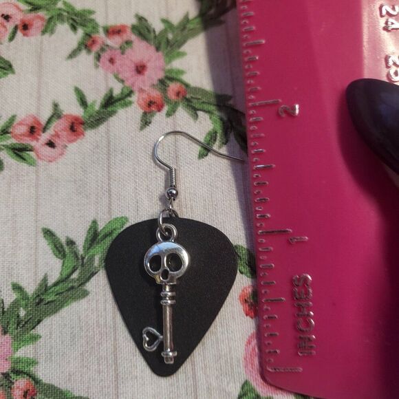 Guitar Pick Skeleton Key Dangle Earrings - Picture 5 of 6